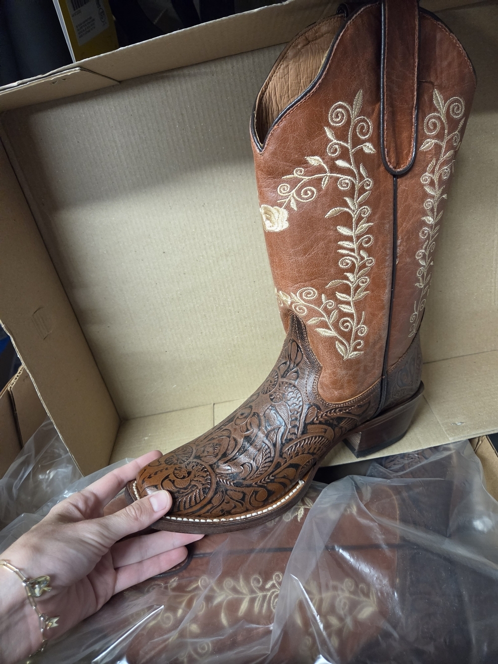 Tanner Mark Embroidered Brown Women's Western Cowboy Boots - Picture 2 of 5